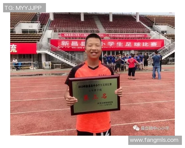 杭州足球队的灵活性揭秘:如何在赛场上展现出色的战术应变能力 杭州足球队的灵活性揭秘:如何在赛场上展现出色的战术应变能力